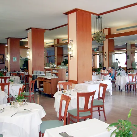 Hotel Grand Cesare Augusto 4*