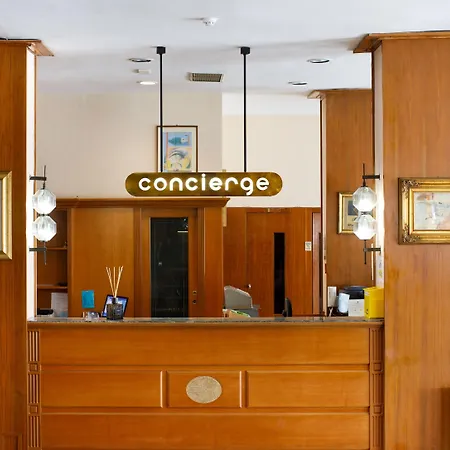 Grand Cesare Augusto Hotel 4*