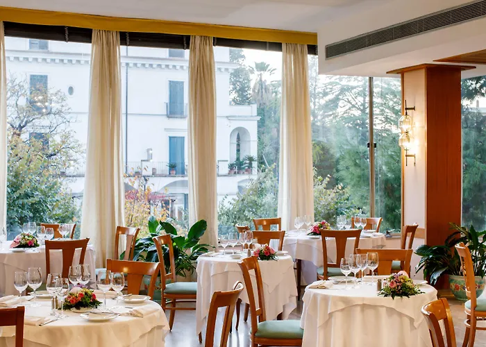 Grand Cesare Augusto Hotel