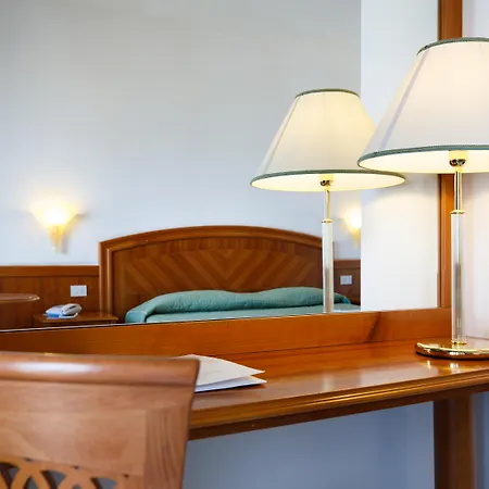 Grand Cesare Augusto Hotel