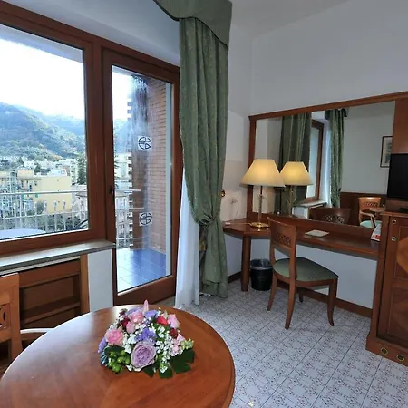 Grand Cesare Augusto 4*