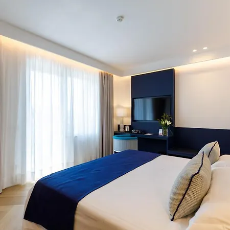 Hotel Grand Cesare Augusto 4*
