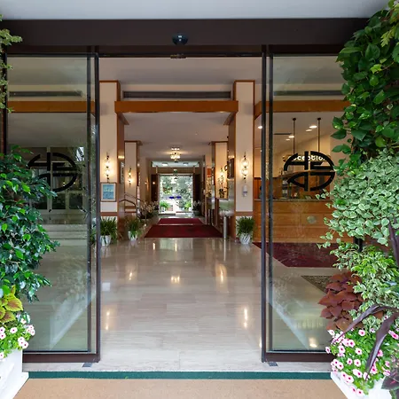 Grand Cesare Augusto Hotel