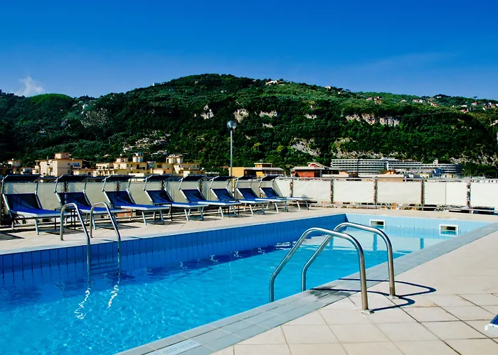 فندق Grand Cesare Augusto 4*