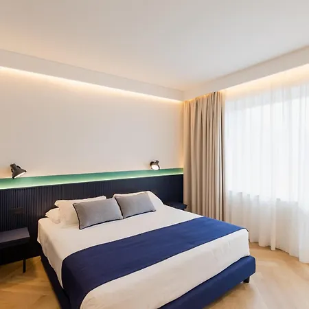 グランド チェザーレ アウグスト